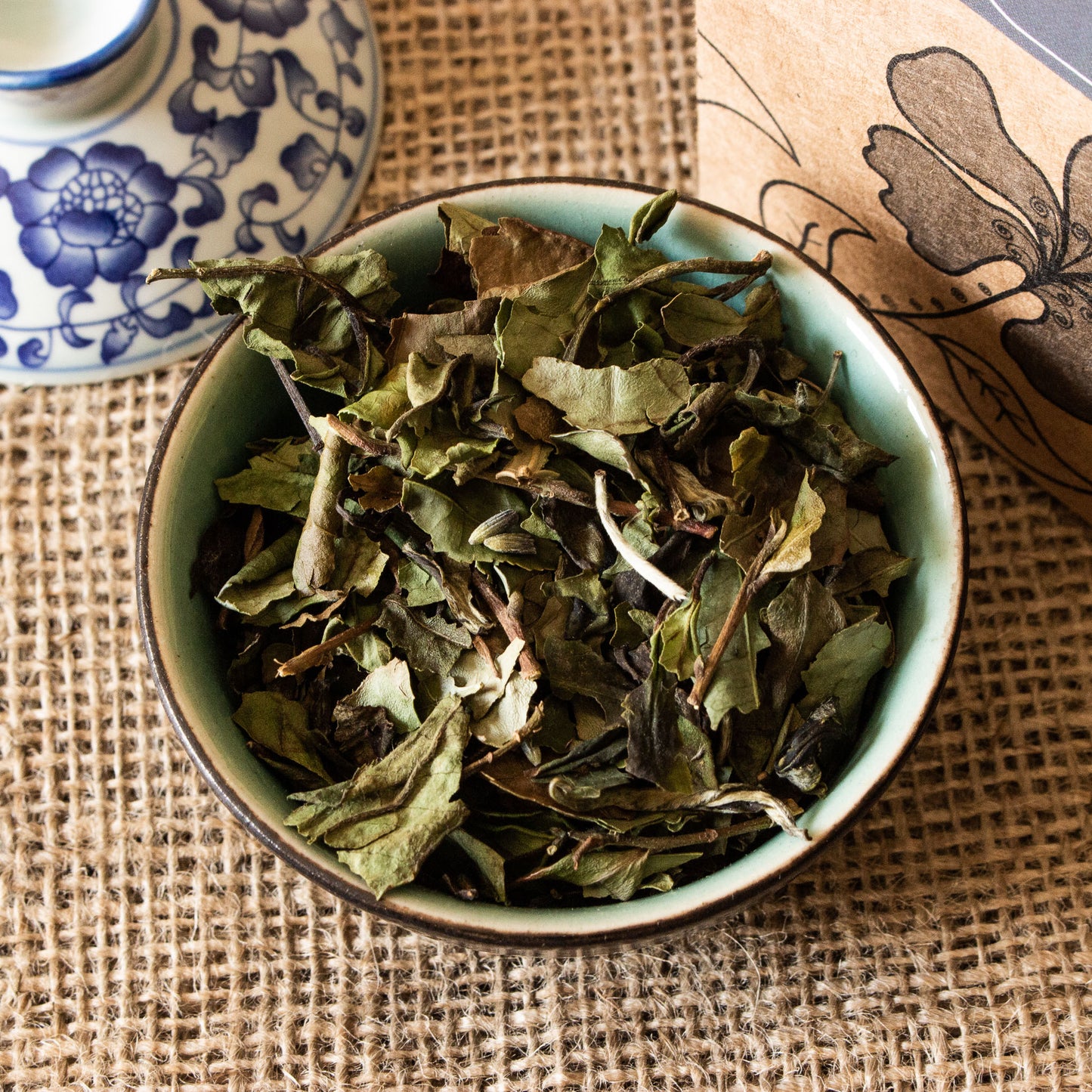 Pocillo con té blanco sauco lavanda ArTea en hebras